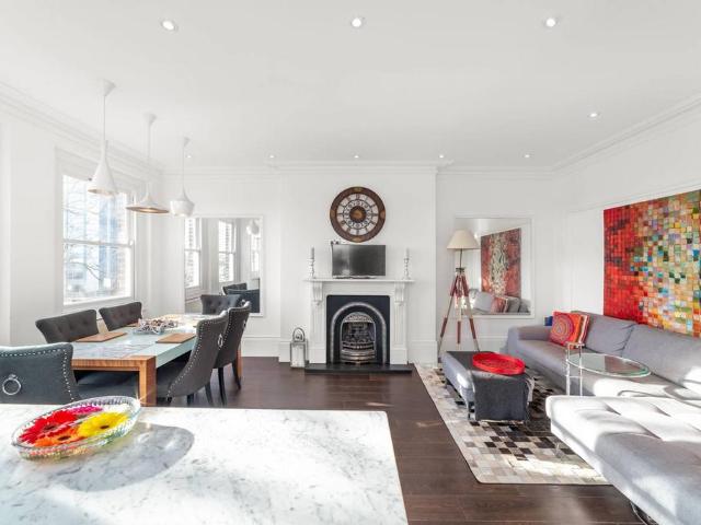 Apartment for rent in Swiss Cottage, Greater London