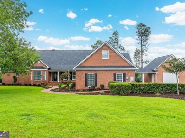 House for sale in Broxton, Coffee County