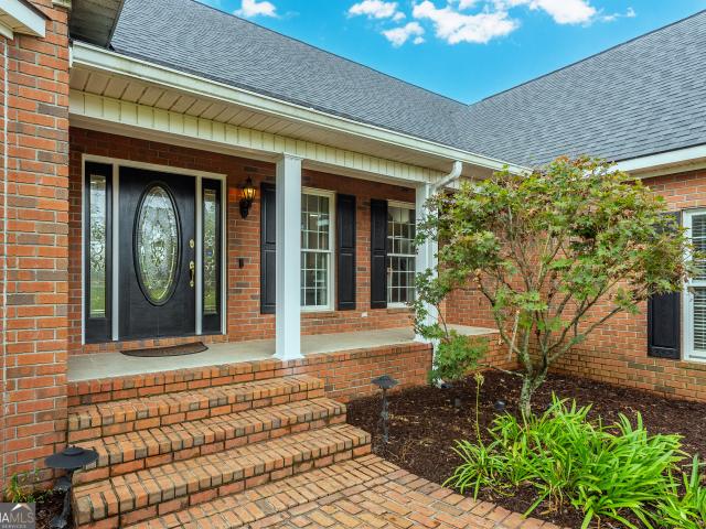 House for sale in Broxton, Georgia