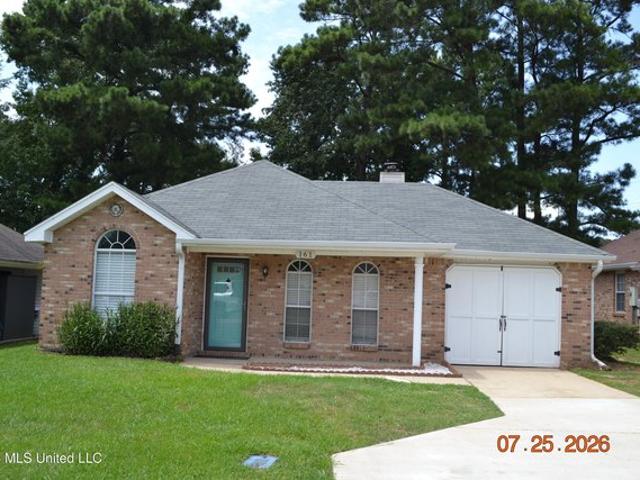 House for sale in Pearl, Mississippi