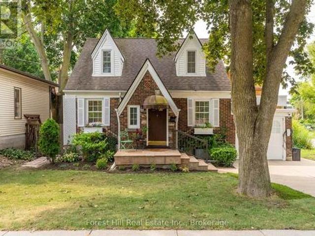 House for sale in Waterloo, Ontario