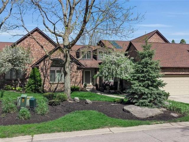 Condo for sale in East Amherst, New York