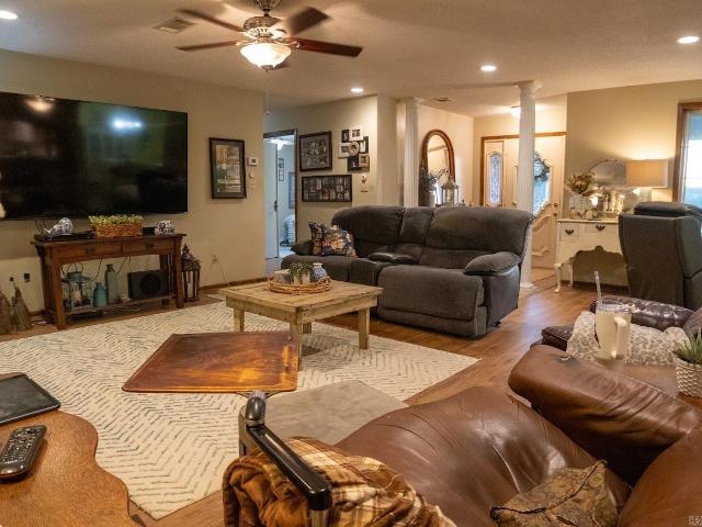 House for sale in Ark