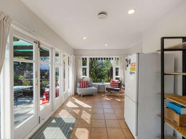 House for sale in Chaslands, Canterbury