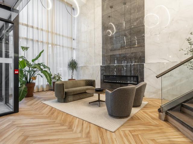 Apartment for rent in Somerset, Ottawa