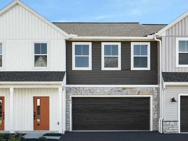 Townhouse for sale in Lebanon, Pennsylvania