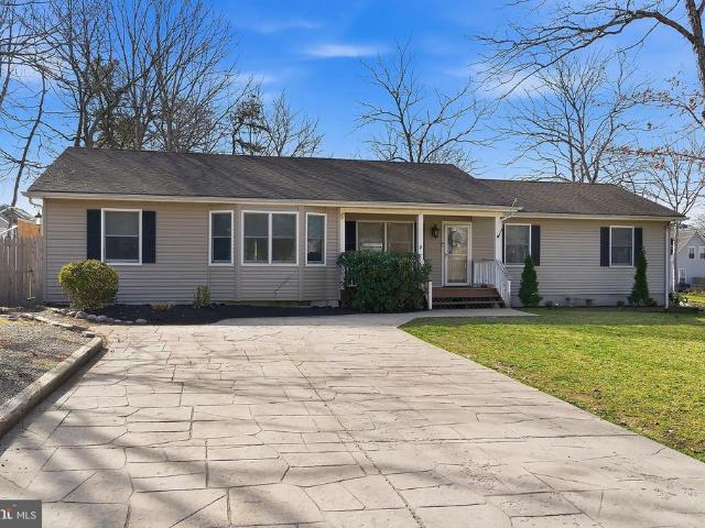 House for sale in Manahawkin, New Jersey