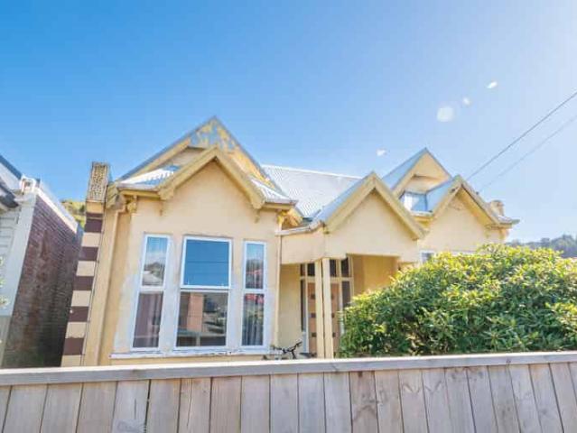 House for rent in Otakou
