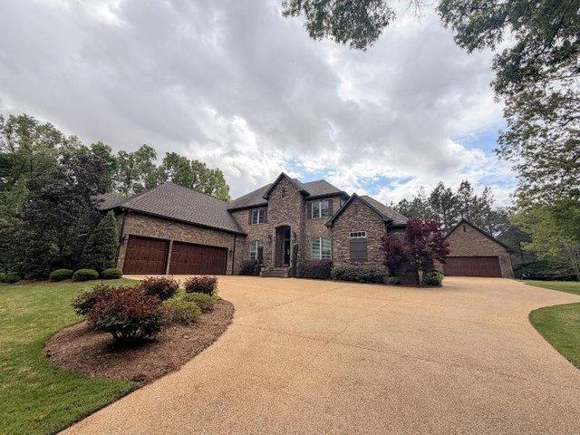 House for sale in Saltillo, Mississippi