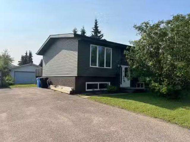 House for sale in Fort Mcmurray, Alberta