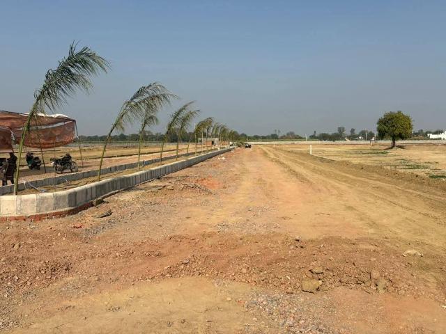 Land for sale in Poona, National Capital Territory Of Delhi