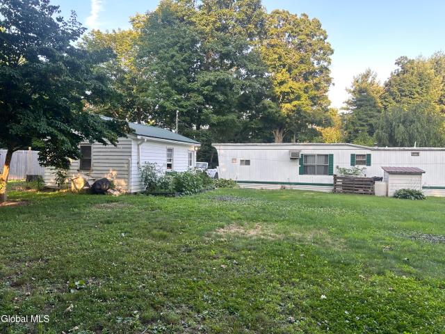 Property for rent in Schodack Landing, New York