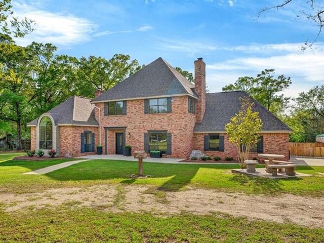 House for sale in Carriere, Mississippi