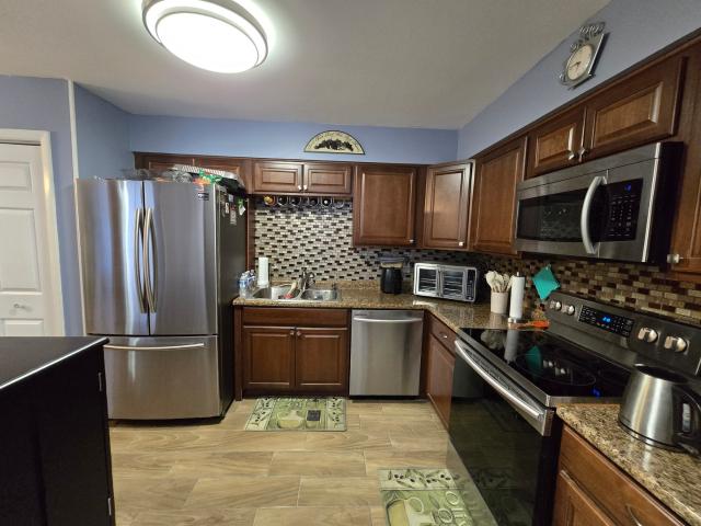Condo for sale in Carol Stream, Illinois