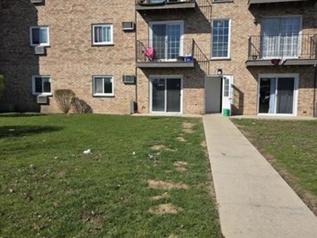Condo for sale in Carol Stream, Illinois