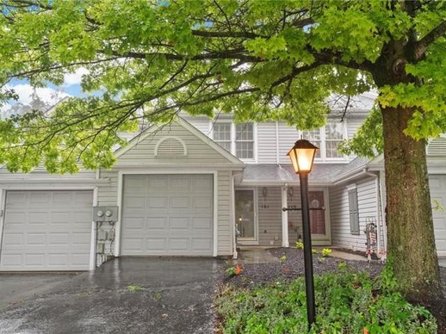 Townhouse for sale in Coraopolis, Pennsylvania