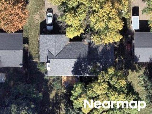 House for sale in Donnay's Valley Park, Lakeville