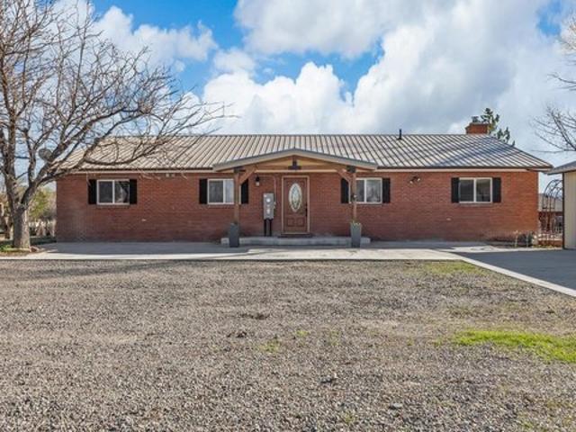 House for sale in Montrose, Montrose County