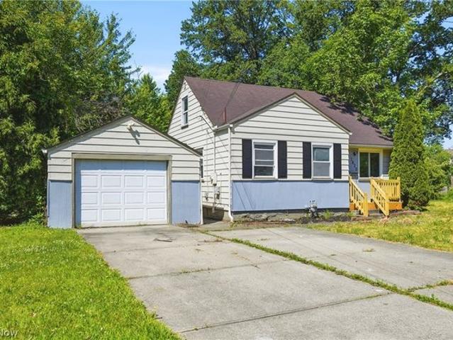 House for sale in Lorain, Ohio
