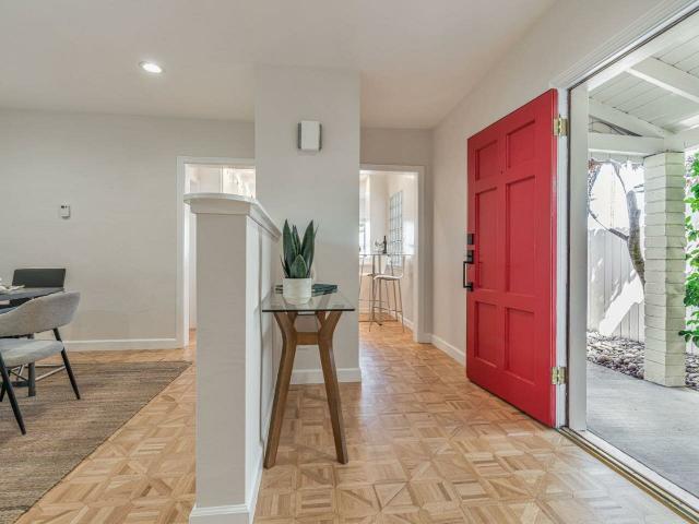 House for sale in San Carlos