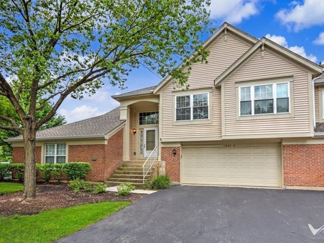 Townhouse for sale in Bartlett, Illinois