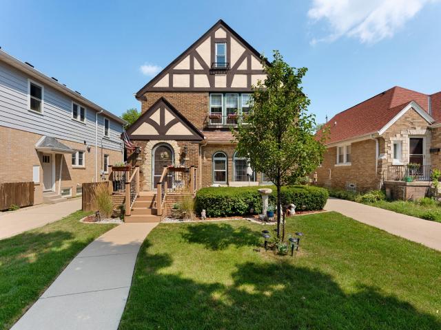 House for sale in Shorewood, Milwaukee County