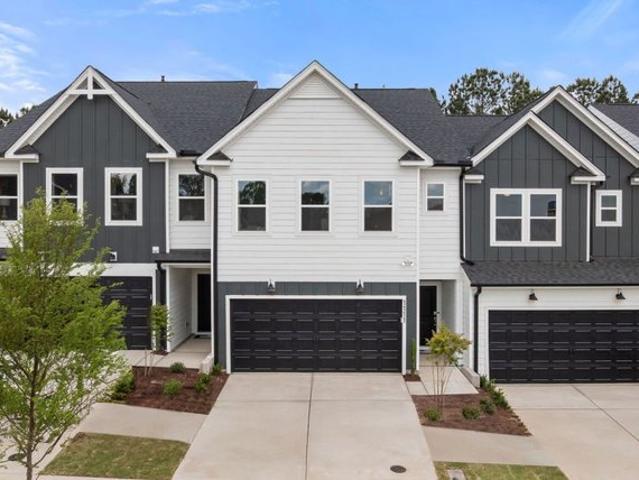 Townhouse for sale in Durham, North Carolina