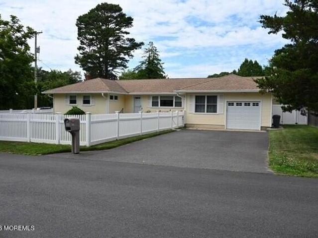 House for sale in Monmouth, New Jersey