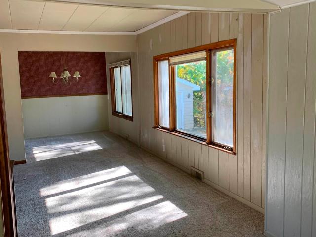 House for sale in Oshkosh, Winnebago County