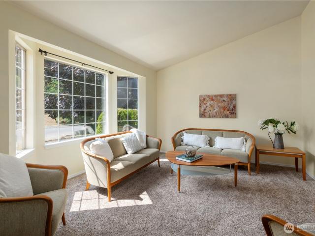 House for sale in Oak Harbor, Washington