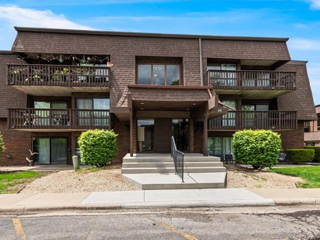 Condo for sale in Joliet, Illinois
