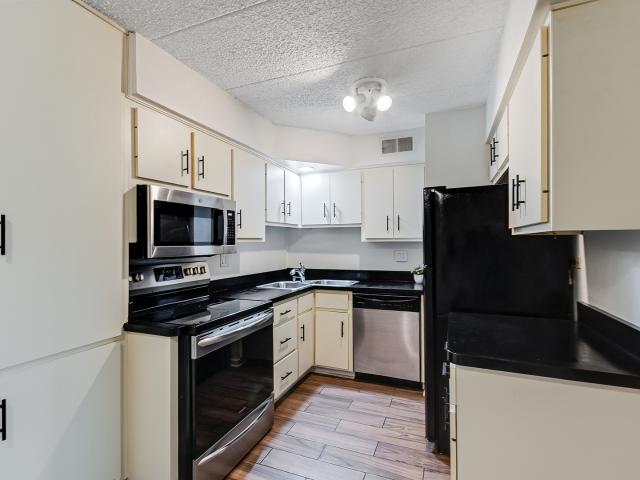 Condo for sale in Joliet, Illinois