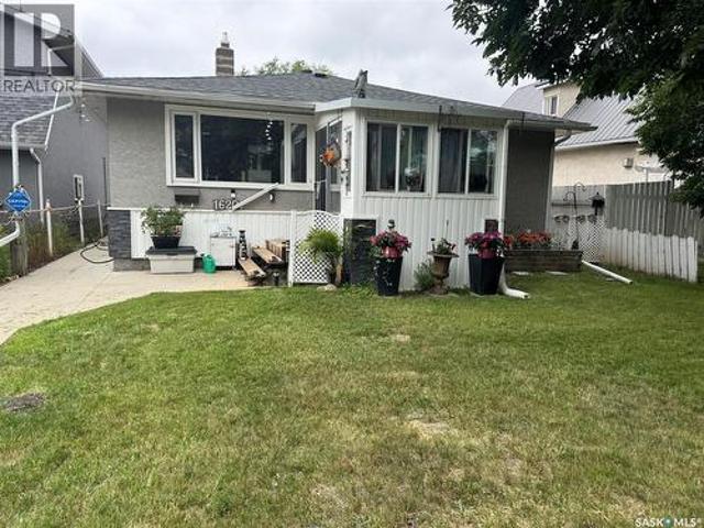 House for sale in Glen Elm Park, Regina