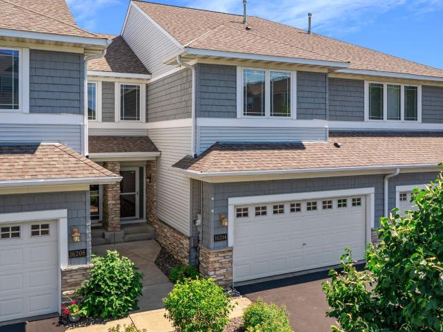 Townhouse for sale in Plymouth