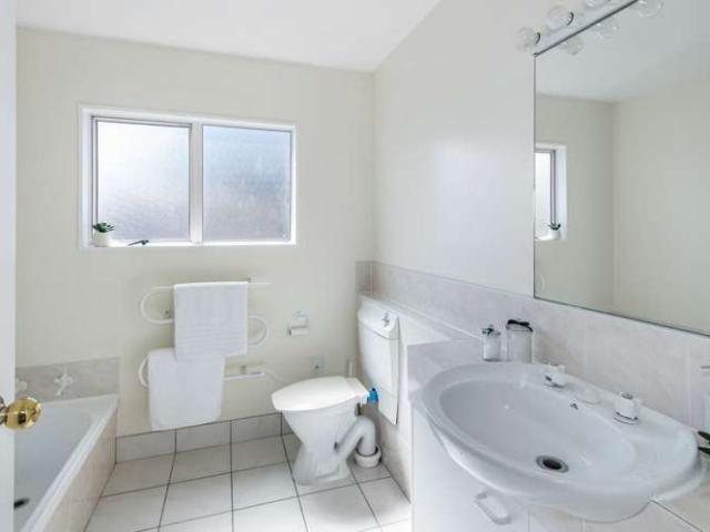 Townhouse for rent in Matata, Wellington
