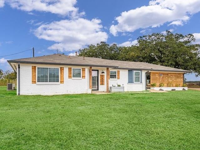Farm for sale in Carmine, Texas