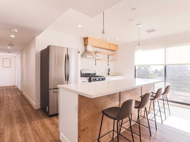 Apartment for rent in Canoga Park, California