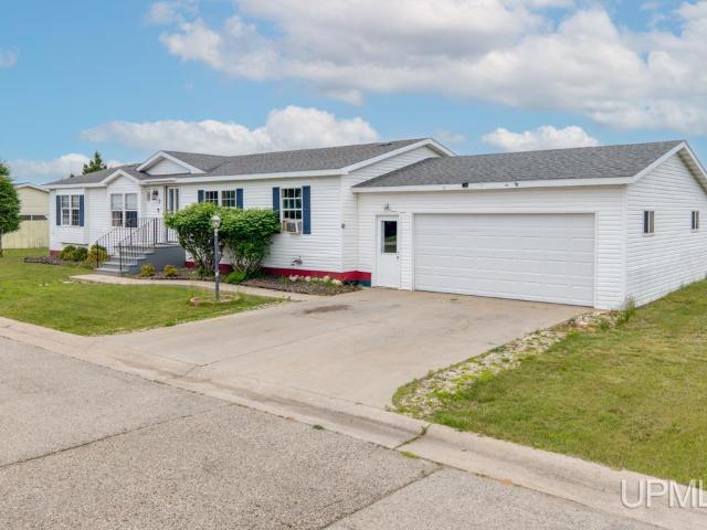 House for sale in Escanaba, Michigan