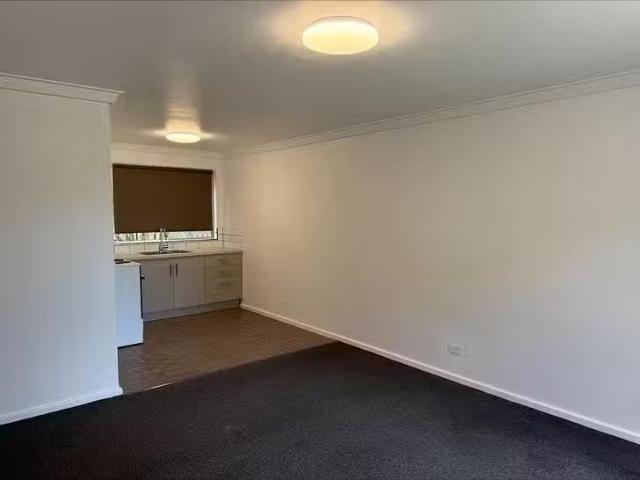 House for rent in Beckenham, Western Australia