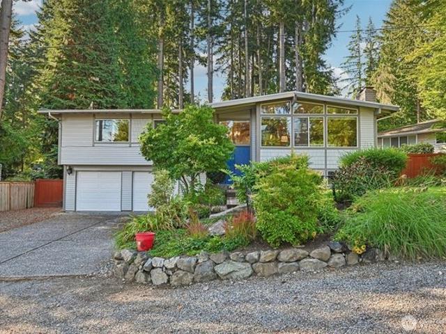 House for sale in Bellevue, Washington