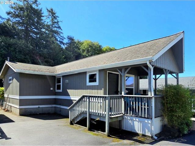House for sale in Brookings, Curry County