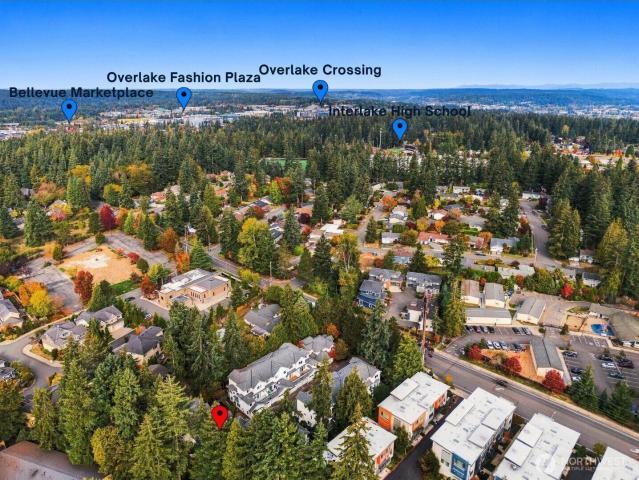 Condo for sale in Woodside East Apartments, Bellevue