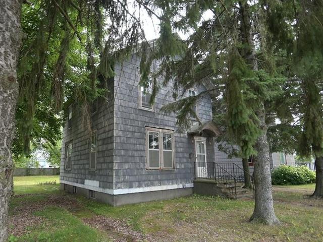 House for sale in Menominee, Michigan