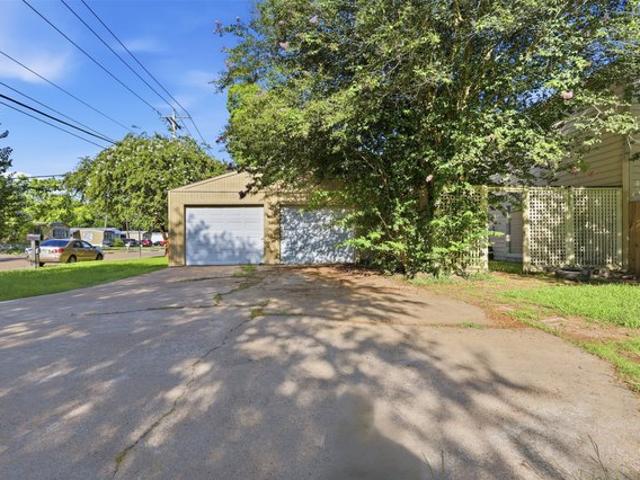 House for sale in Alvin, Texas