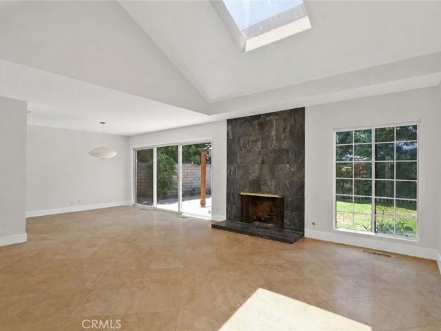 Property for rent in Corona Del Mar, California