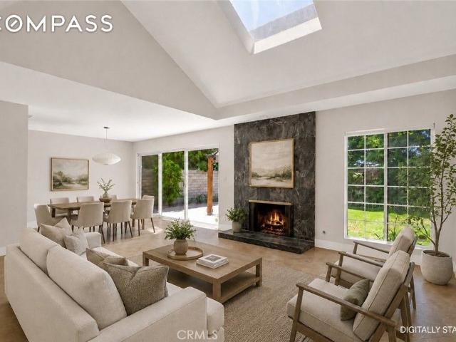 Property for rent in Corona Del Mar, California