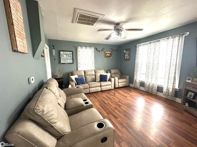 House for sale in Ellsworth, Iowa