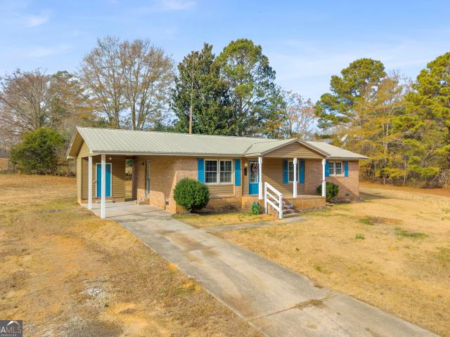 House for sale in Elbert, Georgia