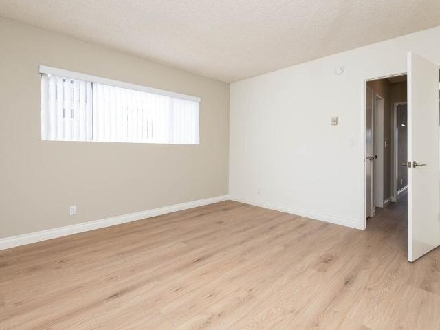 Apartment for rent in Canoga Park, California