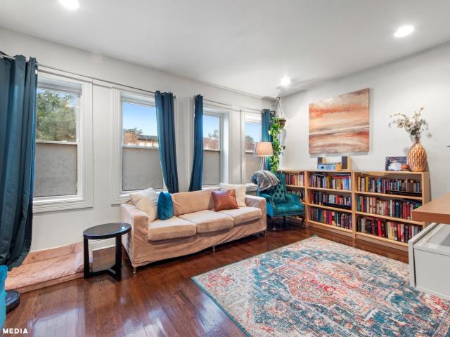 Property for rent in Chicago Park, Illinois